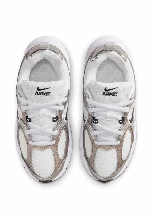 Кроссовки с перфорацией V5 Rnr Lace Bp Nike Sportswear, белый/черный/серый/металлик серебристый/белый — фото 3