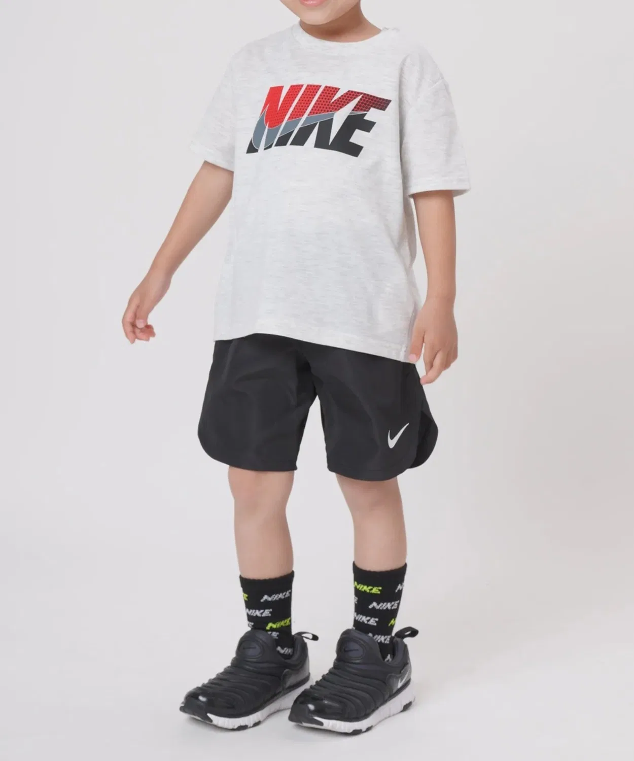 Детский спортивный комплект из футболки с принтом и шорт NIKE NKB B NK WOVEN SHORT SET, White/Black