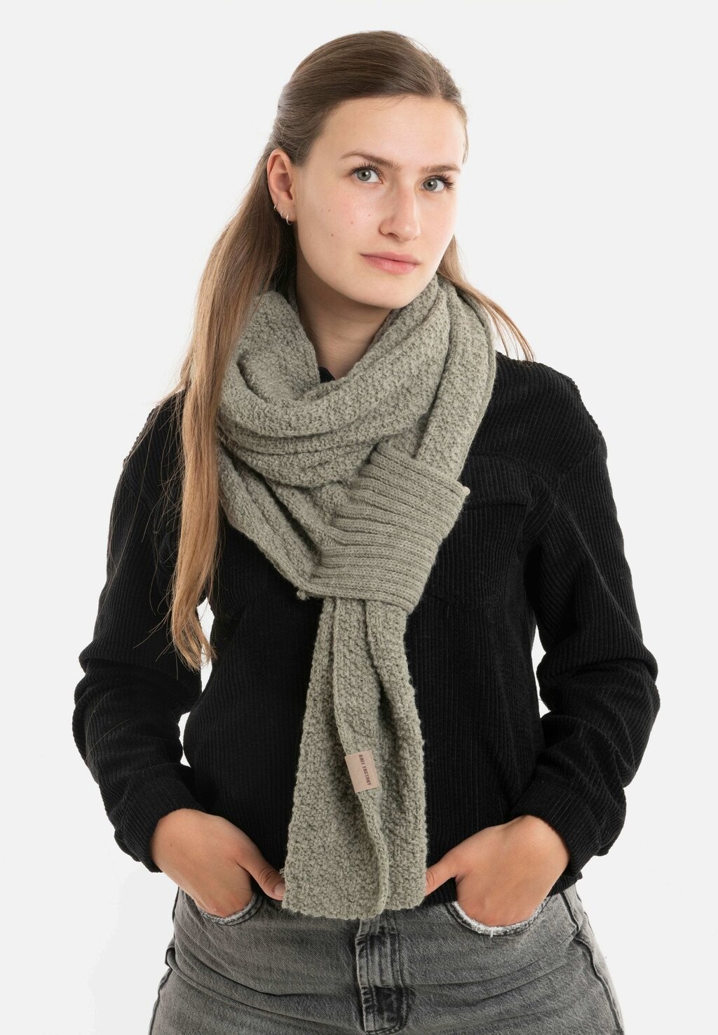 

Шарф HAZE Knit Factory, цвет Mottled Dark Green
