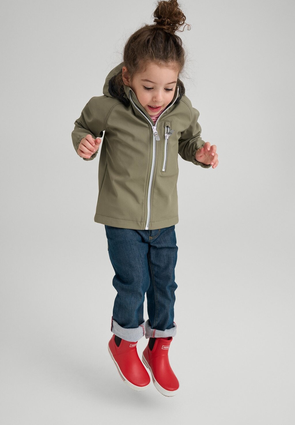 

Куртка Softshell VANTTI Reima, цвет greyish green