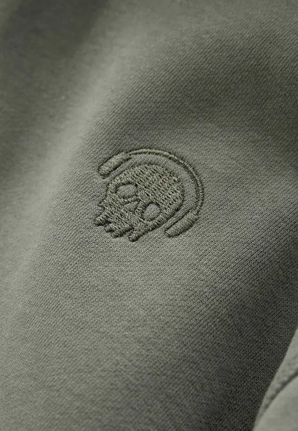 Толстовка стандартного кроя из однотонного трикотажа Next, Khaki Green Skull — фото 3