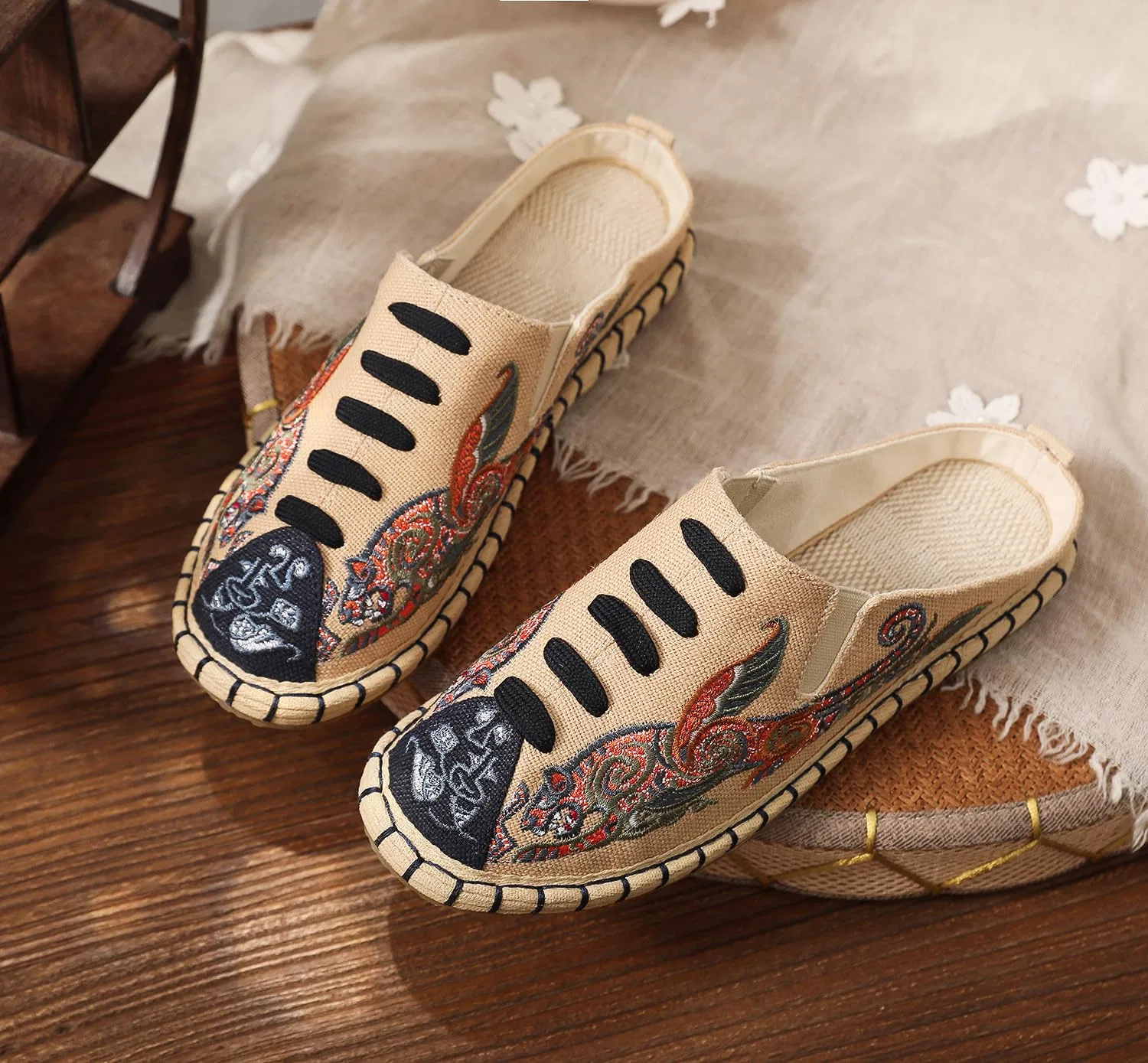 Детские туфли с вышивкой Old Beijing Chinese Cloth Shoes GHAKKE, Beige 01 — фото 2