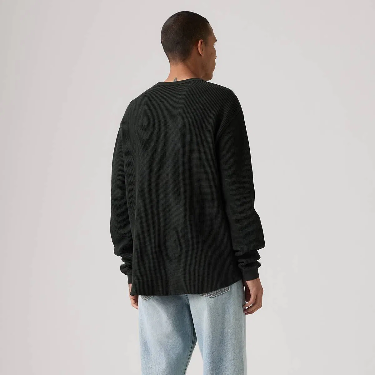 Термофутболка с длинными рукавами и красной застежкой Levi's, Mineral Black Garmen - Black — фото 4