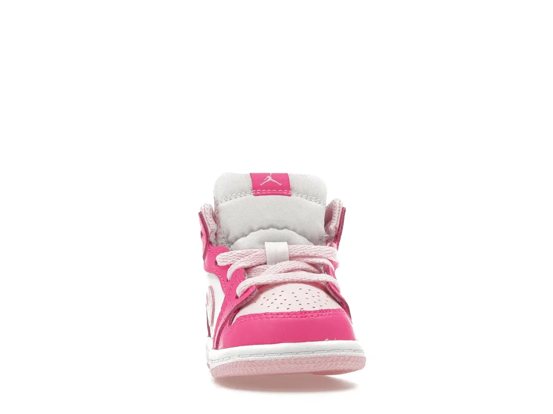 Детские кроссовки с высоким верхом Jordan 1 Mid, White/Medium Soft Pink/Fierce Pink — фото 2