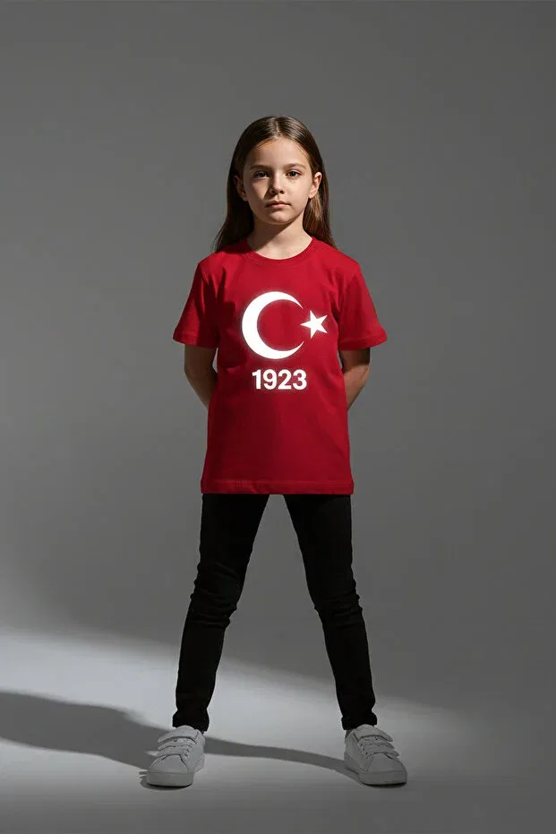 Детская футболка для девочек с принтом Moon Star Printed Reflective Cotton T-Shirt 1923 Angels Passion, Red — фото 3