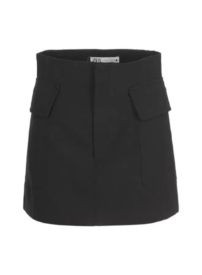 Юбка-трапеция с двумя карманами и подчеркнутой талией Zara, черный