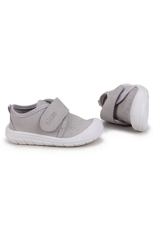 Детские спортивные туфли для девочек на липучках Vicco, Gray