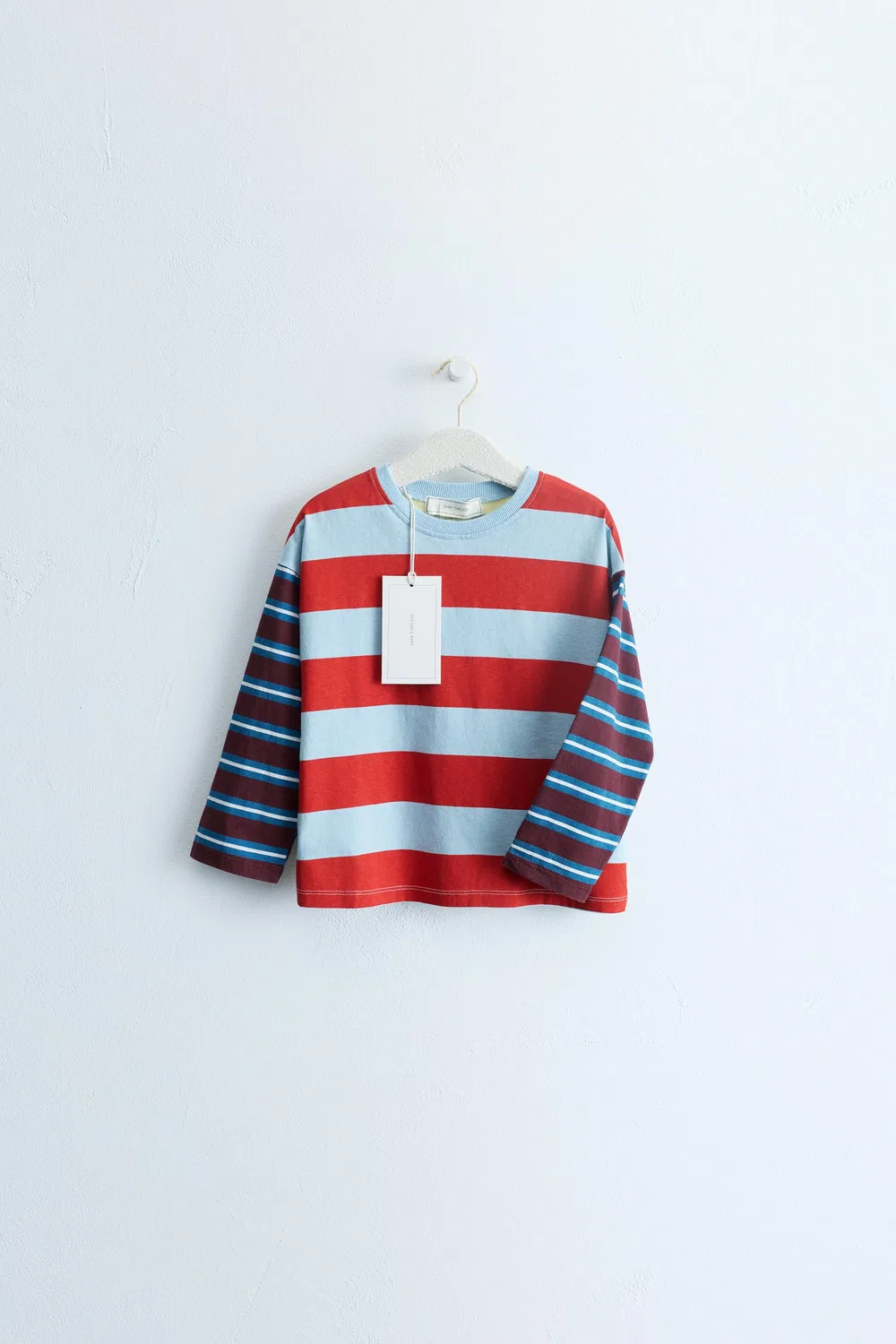 Футболка ZARA TIMELESS с многослойной расцветкой и цветовыми блоками., Multicoloured