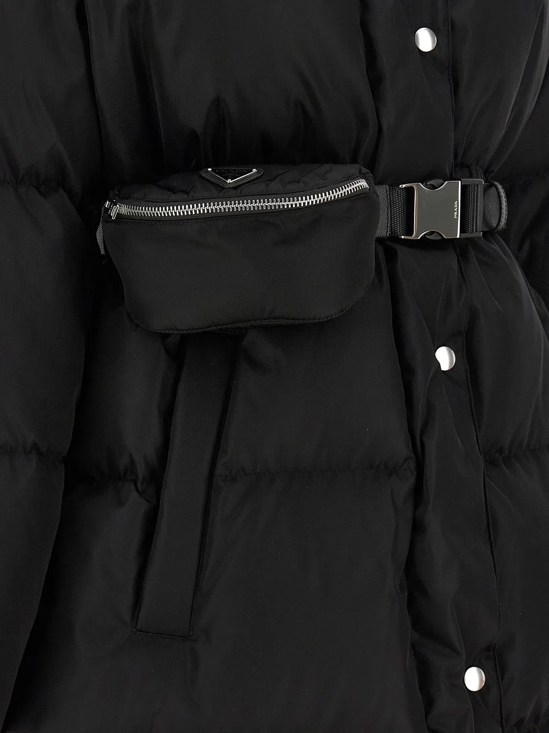 Пуховик из Re-Nylon Prada, черный — фото 4
