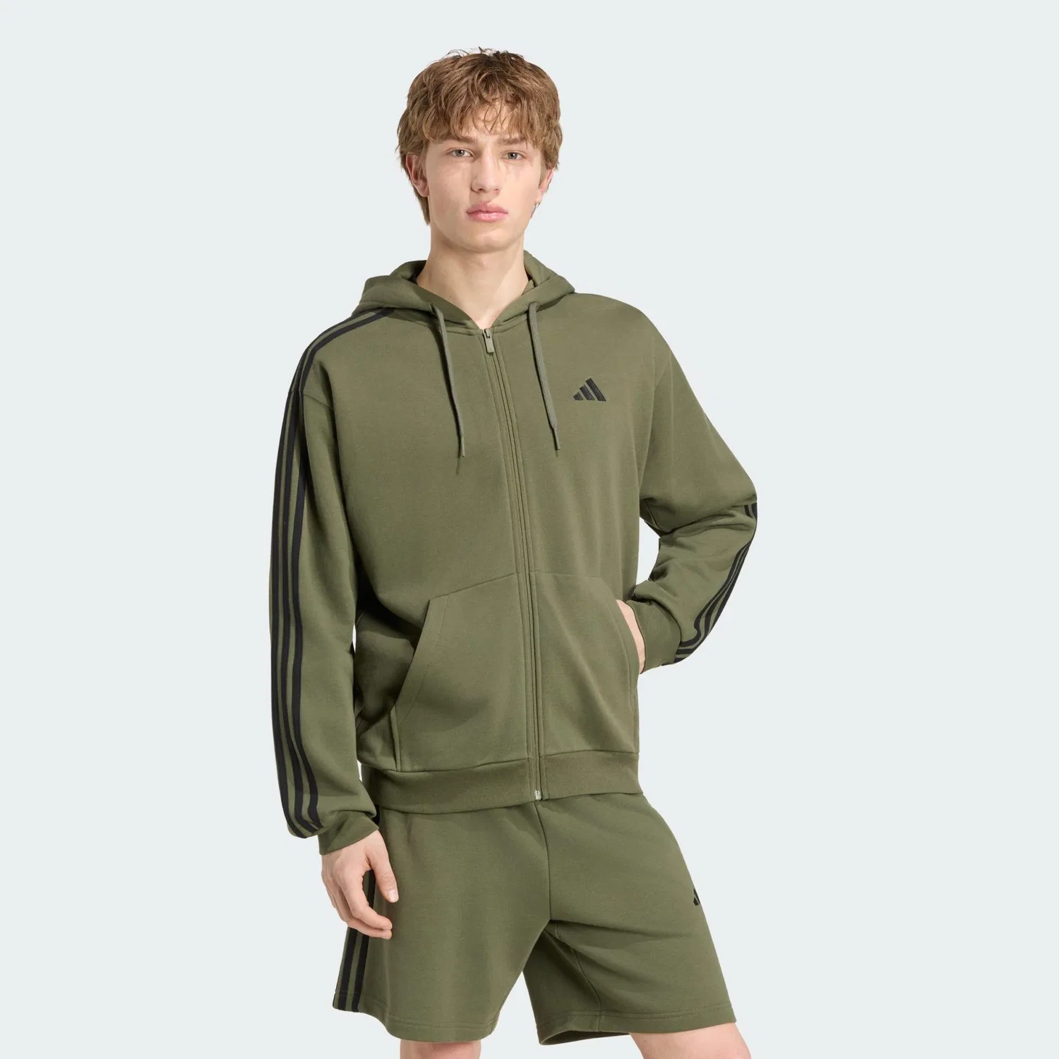 Мужское худи с принтом Essentials 3-Streifen French Terry Adidas, Olivgrun Schwarz