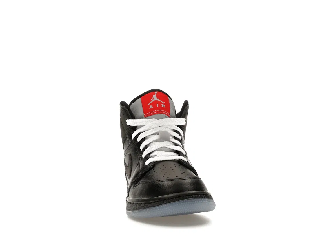 Детские кроссовки с высоким берцем Jordan 1 Mid SE Jordan, Black Silver Metallic University Red — фото 2