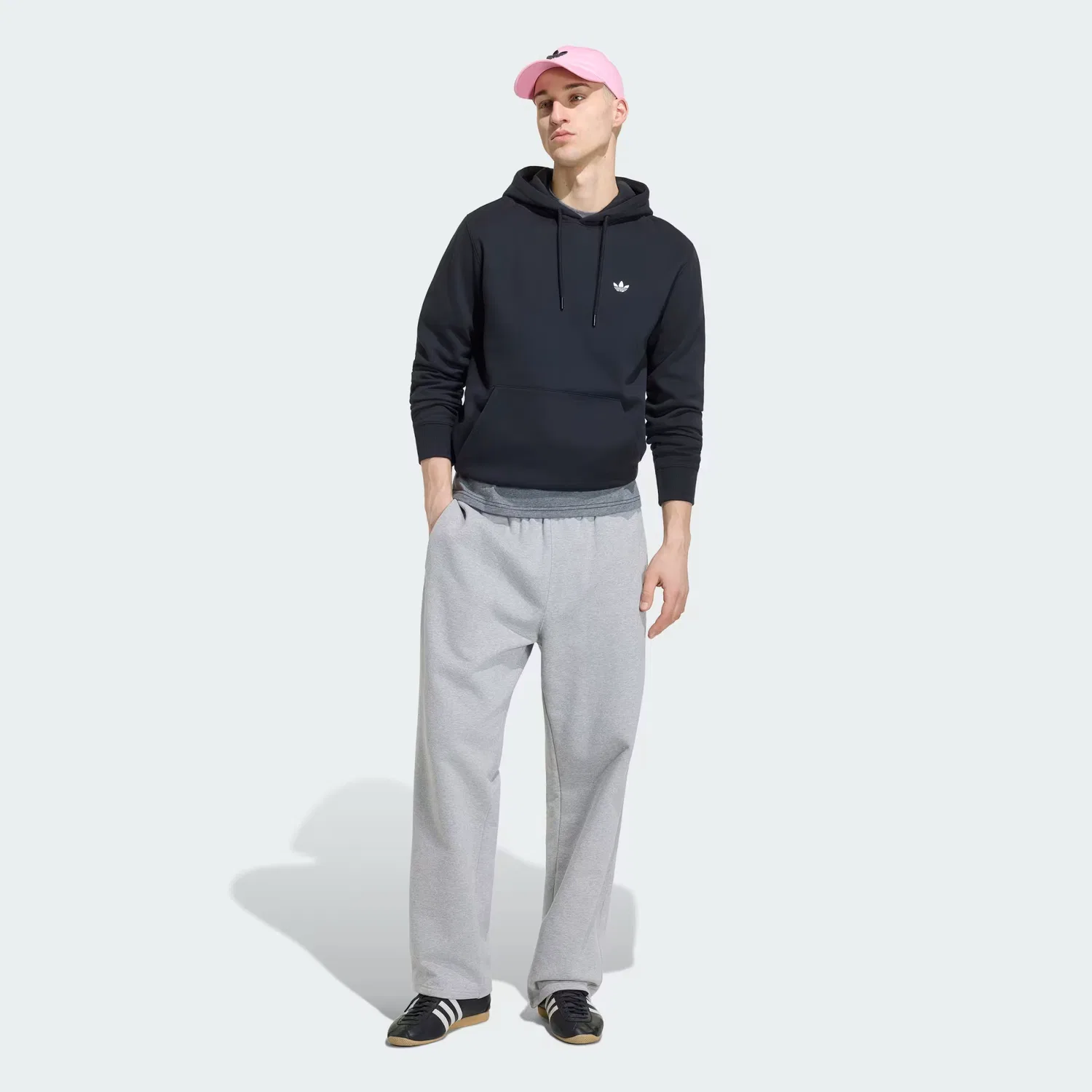Мужское худи на флисе Trefoil Essentials Hoodie Adidas Originals, черный — фото 4