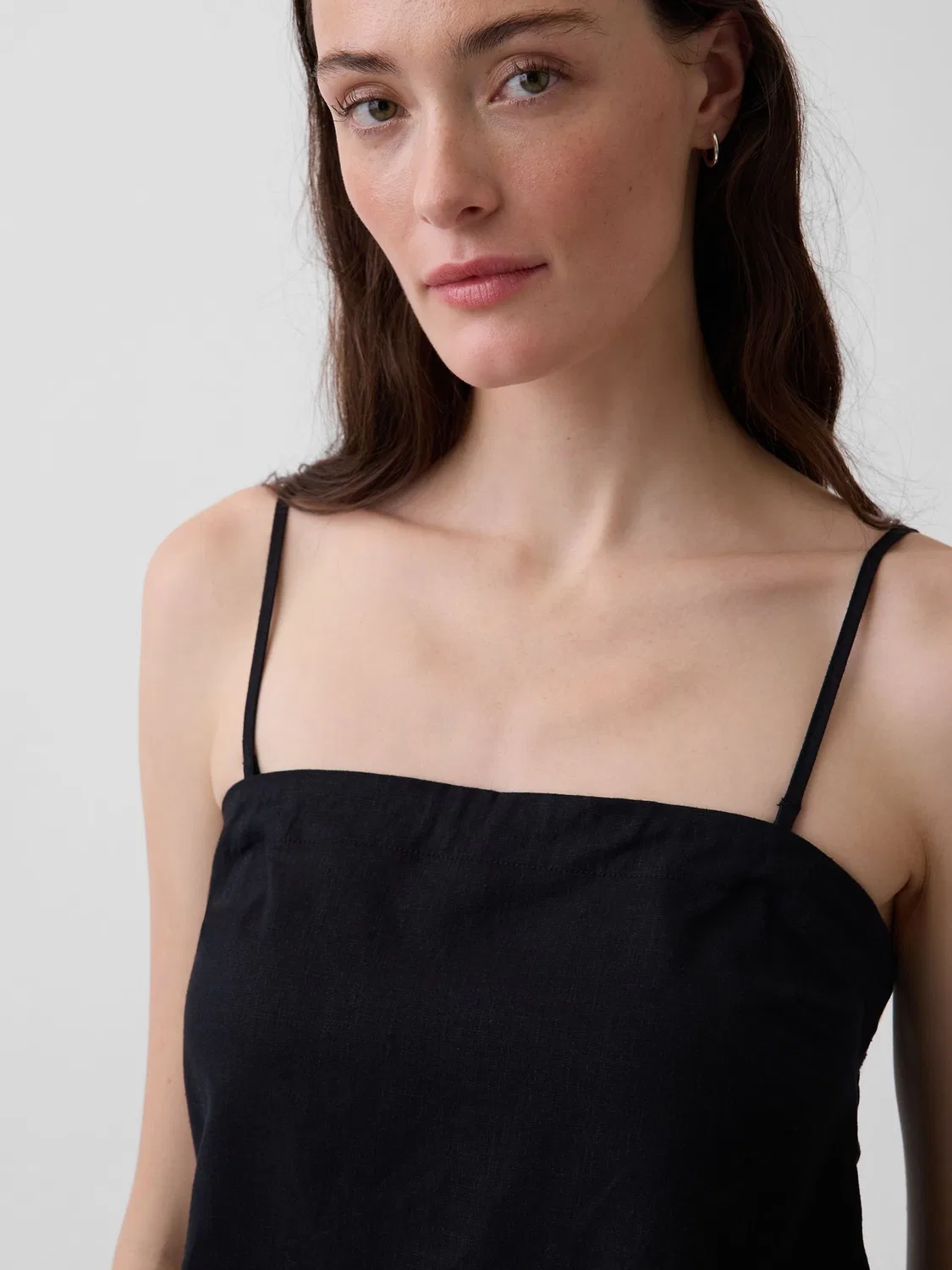 Топ-майка из льняной смеси, с квадратным вырезом Gap, Black — фото 4