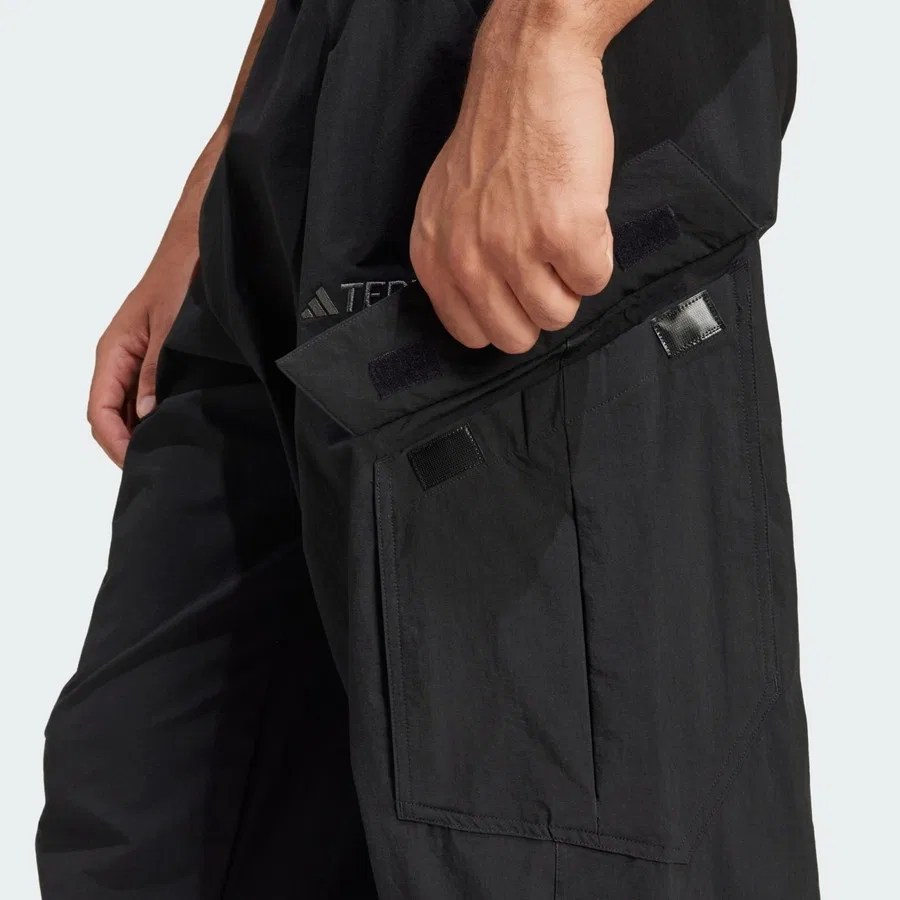 Штаны карго с эластичным поясом Terrex Xploric Cargo Pants adidas, Черный — фото 4