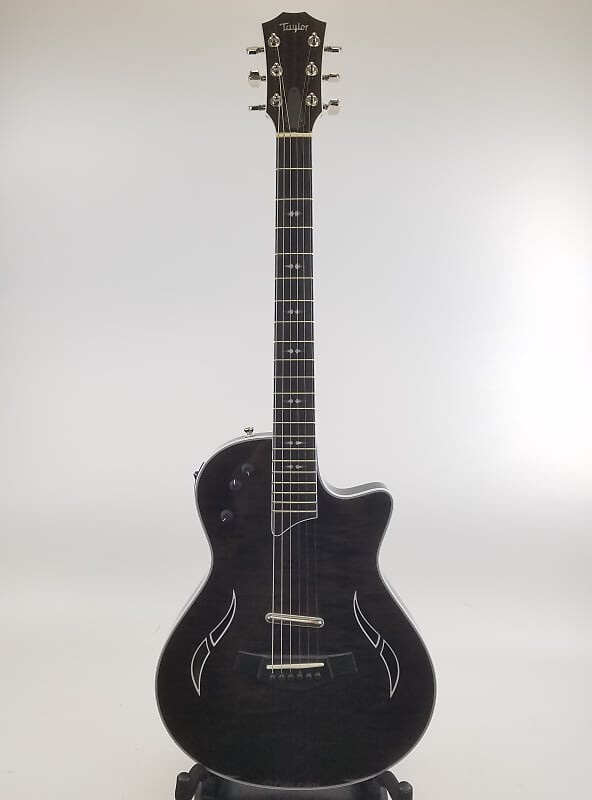 

Taylor T5z Pro 2022 - газовая лампа черного цвета