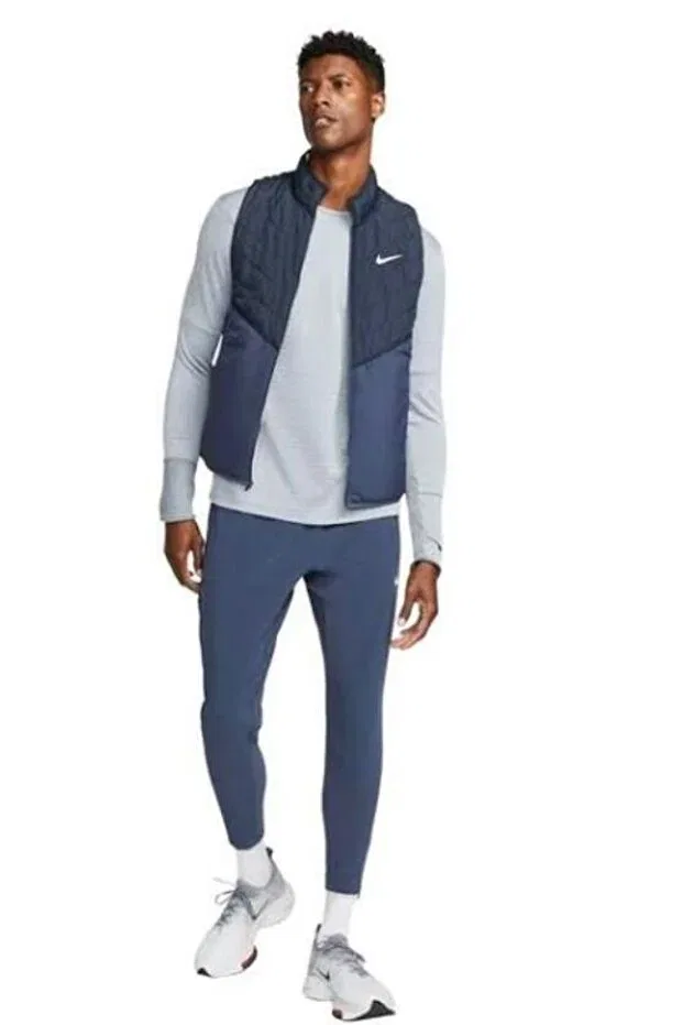 Мужской жилет с принтом Therma-Fit repel synthetic-fill running men's vest dd5647-475 Nike, Lacvet