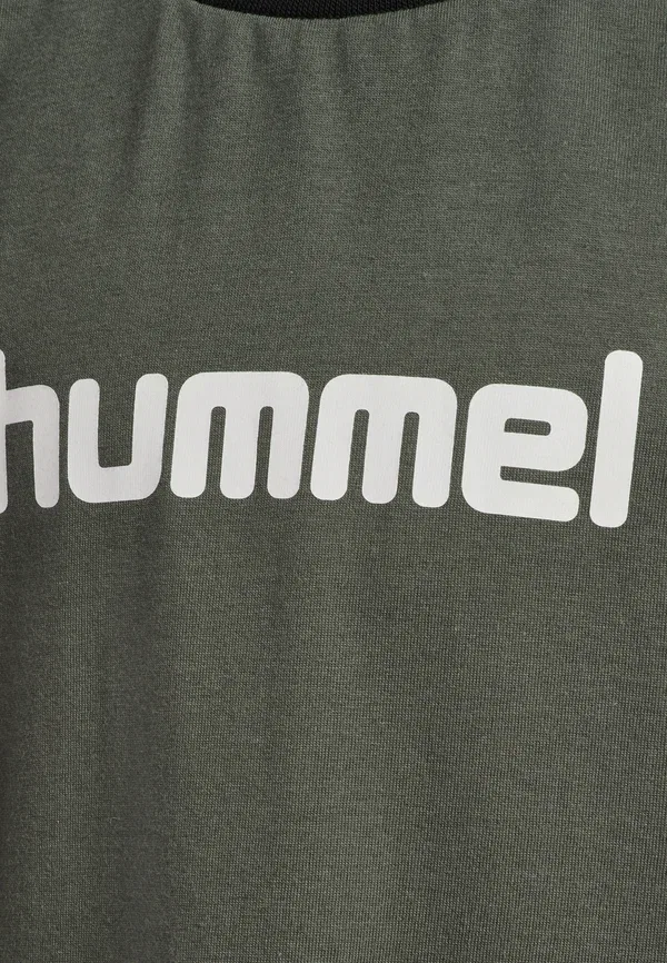 Футболка унисекс с принтом Hummel, серый — фото 3