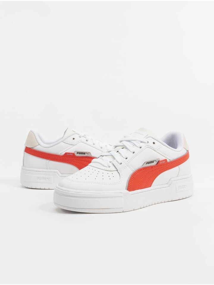 

Кроссовки на шнуровке Puma, цвет white grenadine/white