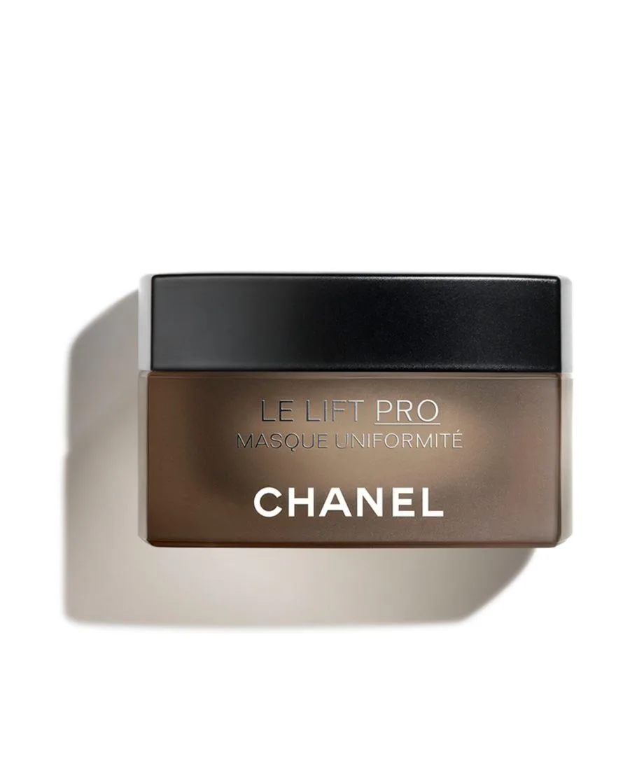 CHANEL Исправляет - Переопределяет - Выравнивает