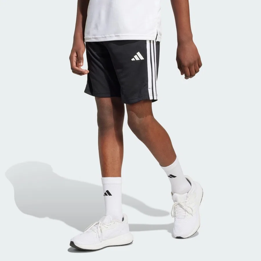 Детские спортивные шорты с длиной до колена, модель Train Essentials 3-Stripes, adidas, Черный — фото 2