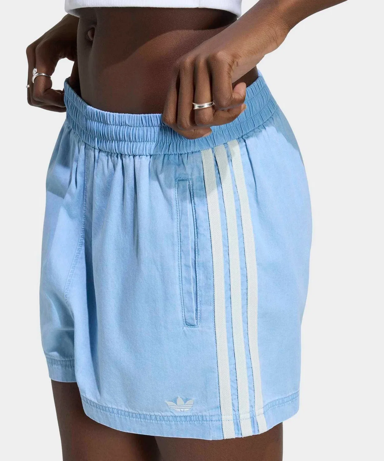 Женские джинсовые шорты с эластичным поясом Summer Glow Adidas Originals, Blue — фото 3