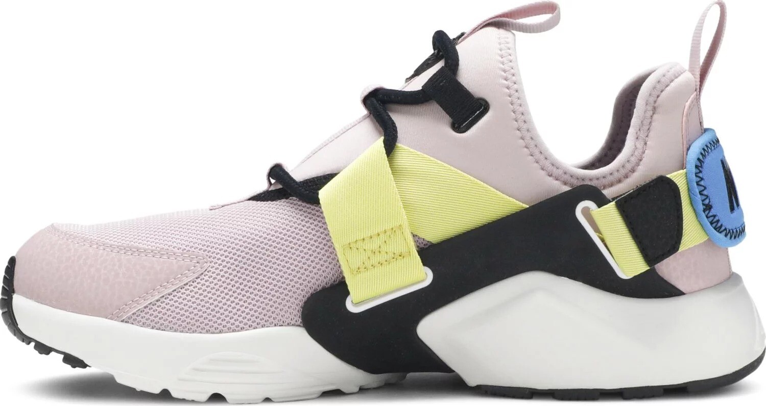 Кроссовки Nike Wmns Air Huarache City Low, розовый/мультиколор — фото 2