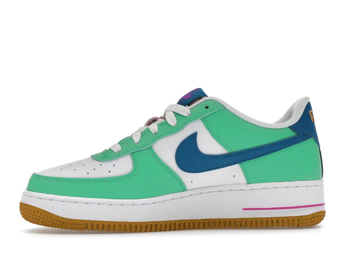 Детские кроссовки Lifestyle Nike Air Force 1 Low LV8, White/Spring Green/Hyper Violet/Green Abyss — фото 3