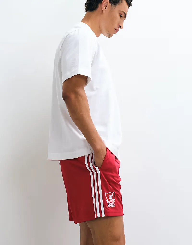 Футбольные шорты Adidas "Ливерпуль" выездной сезон 26/27, красный — фото 3