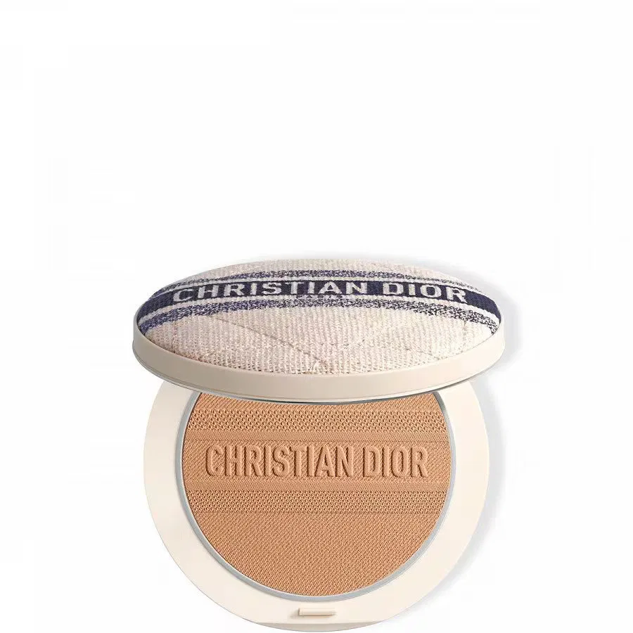Компактная бронзирующая пудра Natural Finish 9 г Dior