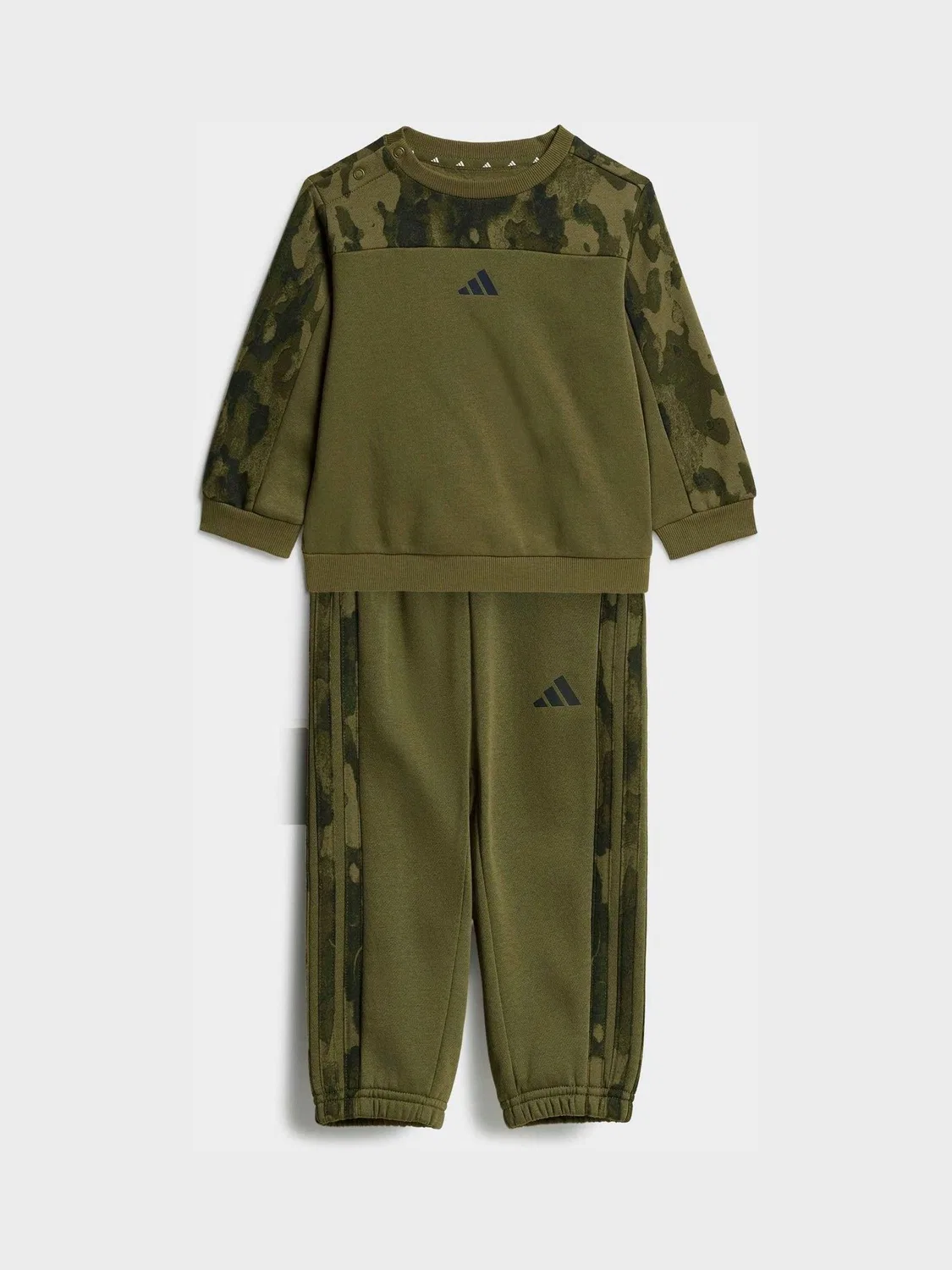 Спортивный костюм adidas Seasonal Essentials Camo, зеленый