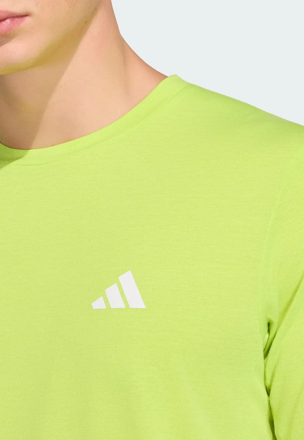 Спортивная футболка Adidas Performance неоново-желтого цвета — фото 4