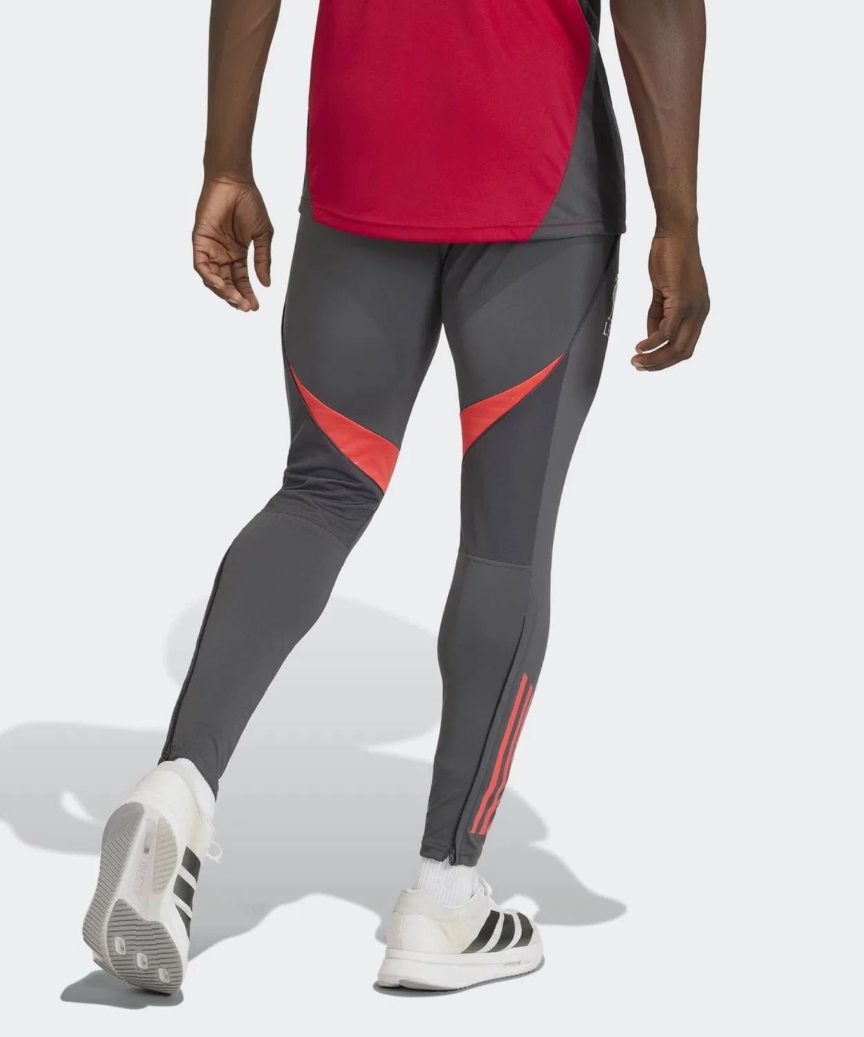 Мужские тренировочные брюки с принтом Liverpool FC Tiro 25 Competition Adidas, Black — фото 2