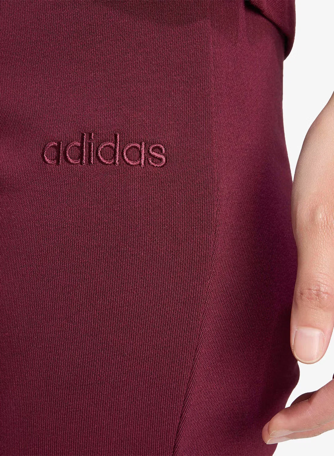 Брюки спортивные с атласной отделкой Seasonal Essentials Adidas, бордовый — фото 3