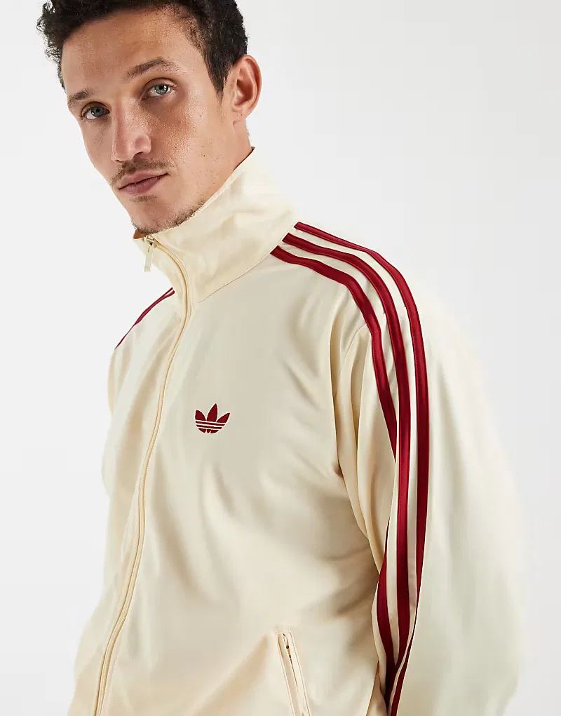 Куртка спортивная Firebird Adidas Originals, Warm Vanilla/Team Victory