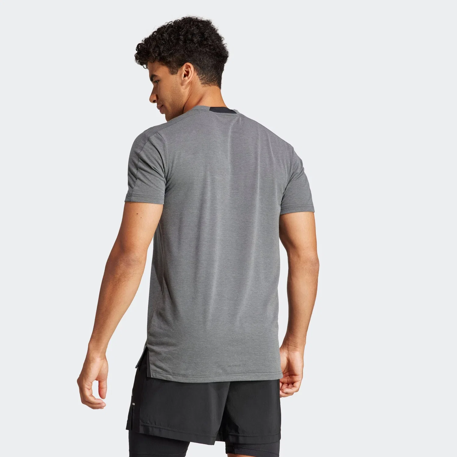 Мужская футболка с круглым вырезом AEROREADY Adidas Performance, Dgh Solid Grey — фото 3