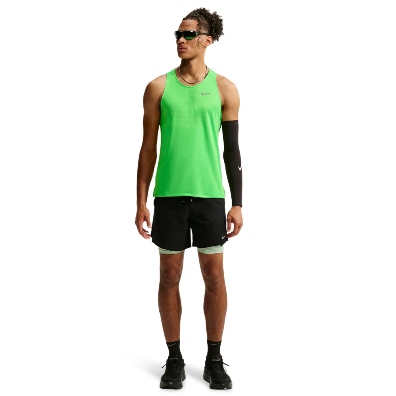 Мужская майка-безрукавка с технологией Dri-FIT ADV, модель STRIDE TANK, Nike, Green Spark Reflective Silver — фото 3