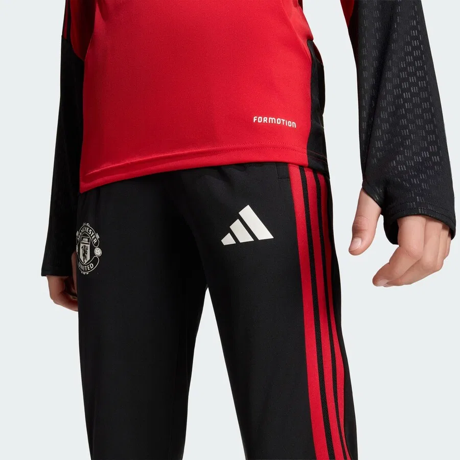 Спортивные брюки ADIDAS PERFORMANCE Slim fit 'Manchester United 26/27 Tiro' черного цвета — фото 4