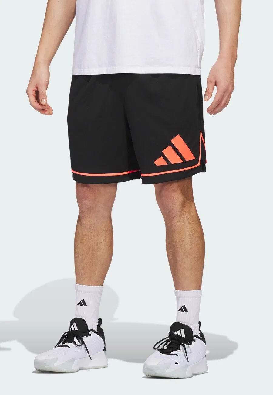 Спортивные шорты ADIDAS PERFORMANCE свободного кроя с эмблемой баскетбольного клуба, черные — фото 2