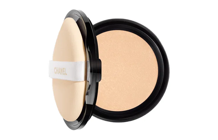 Женская тональная основа-подушечка сменный блок Beige Foundation Refill Pack CHANEL, B10 — фото 4
