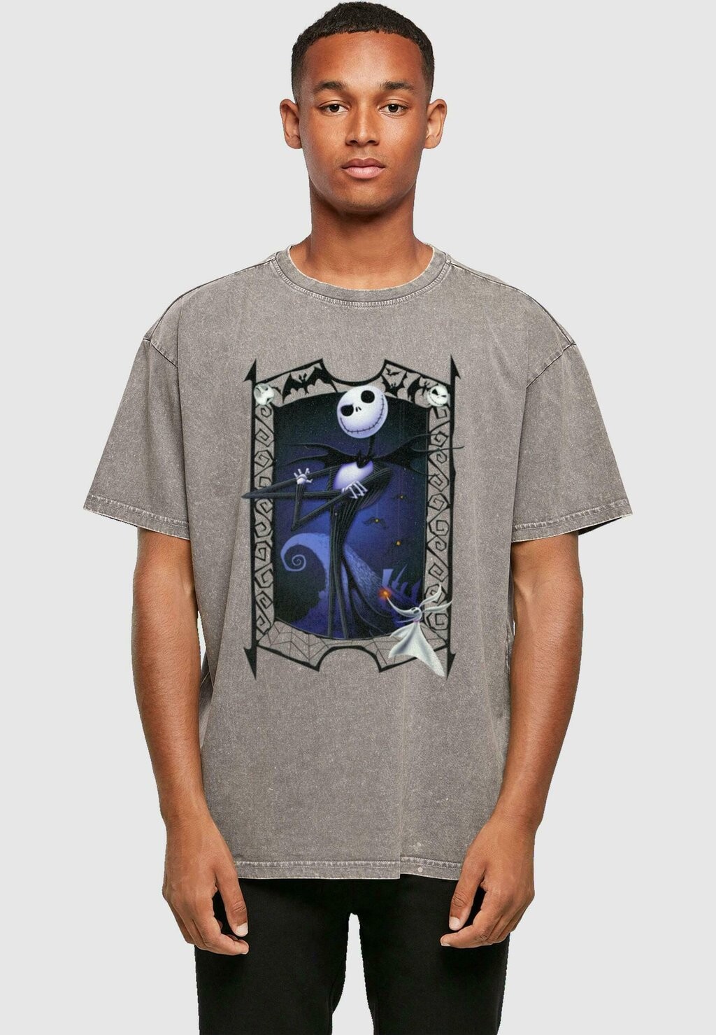 

Футболка с принтом THE NIGHTMARE BEFORE CHRISTMAS PUMPKIN KING ABSOLUTE CULT, темно-серый