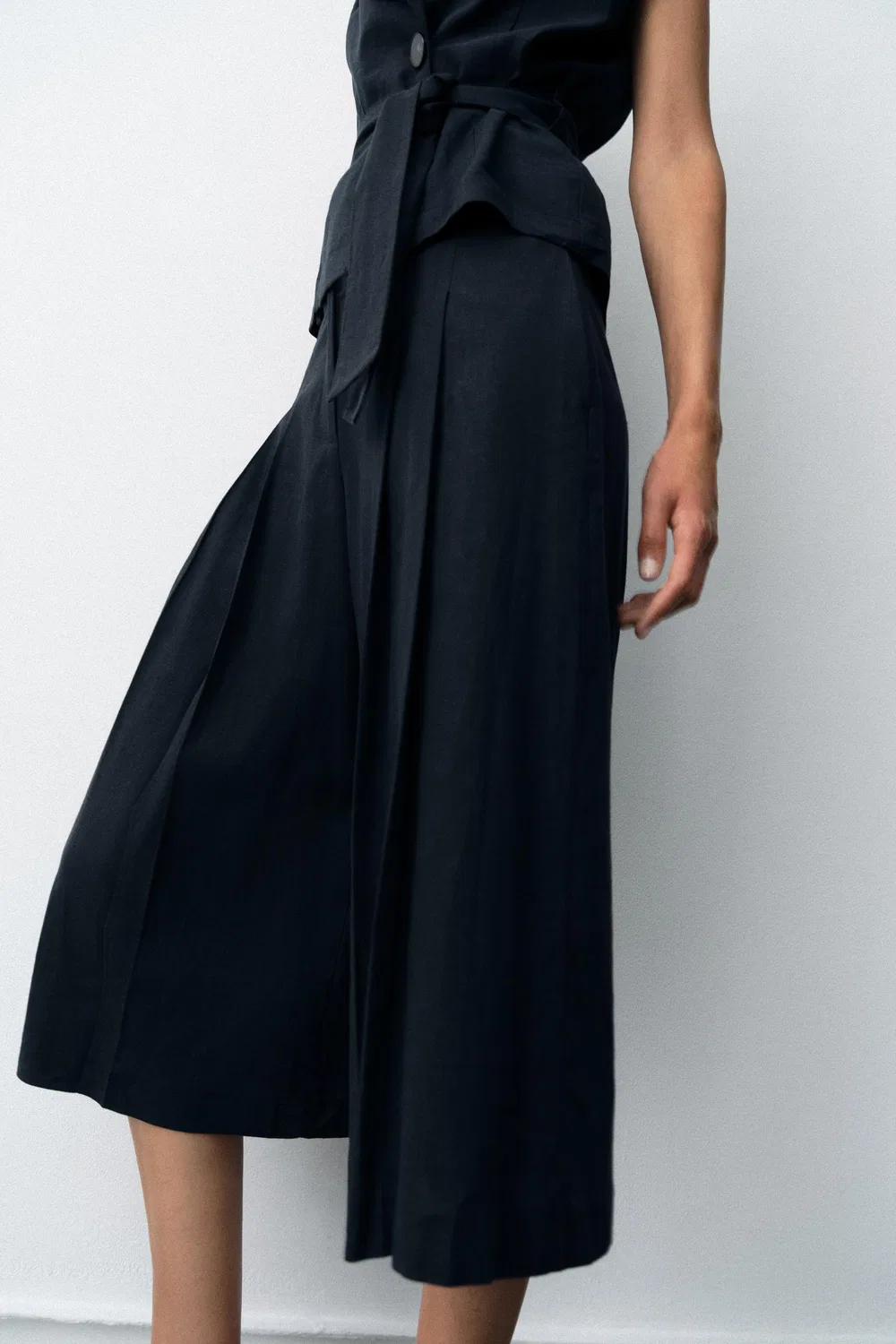 Длинные бермудские шорты из льняной смеси ZARA, Navy blue — фото 3