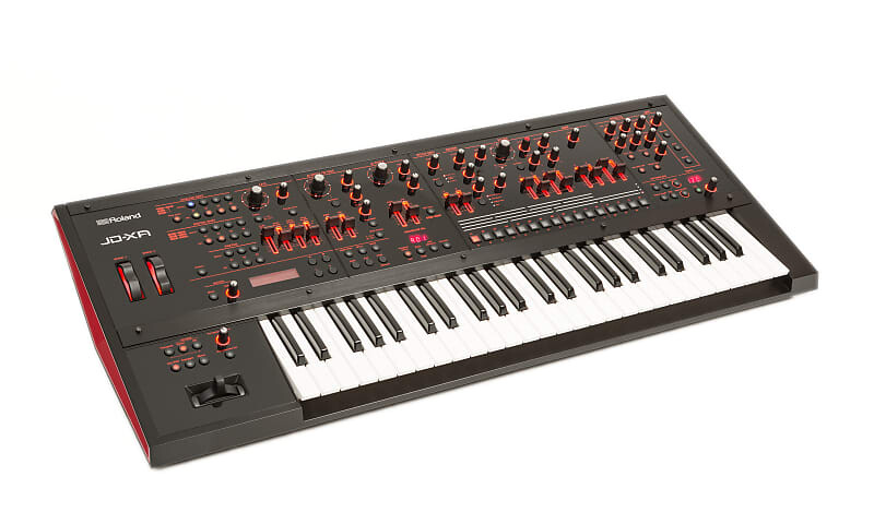 

Аналоговый/цифровой кроссоверный синтезатор Roland JD-XA