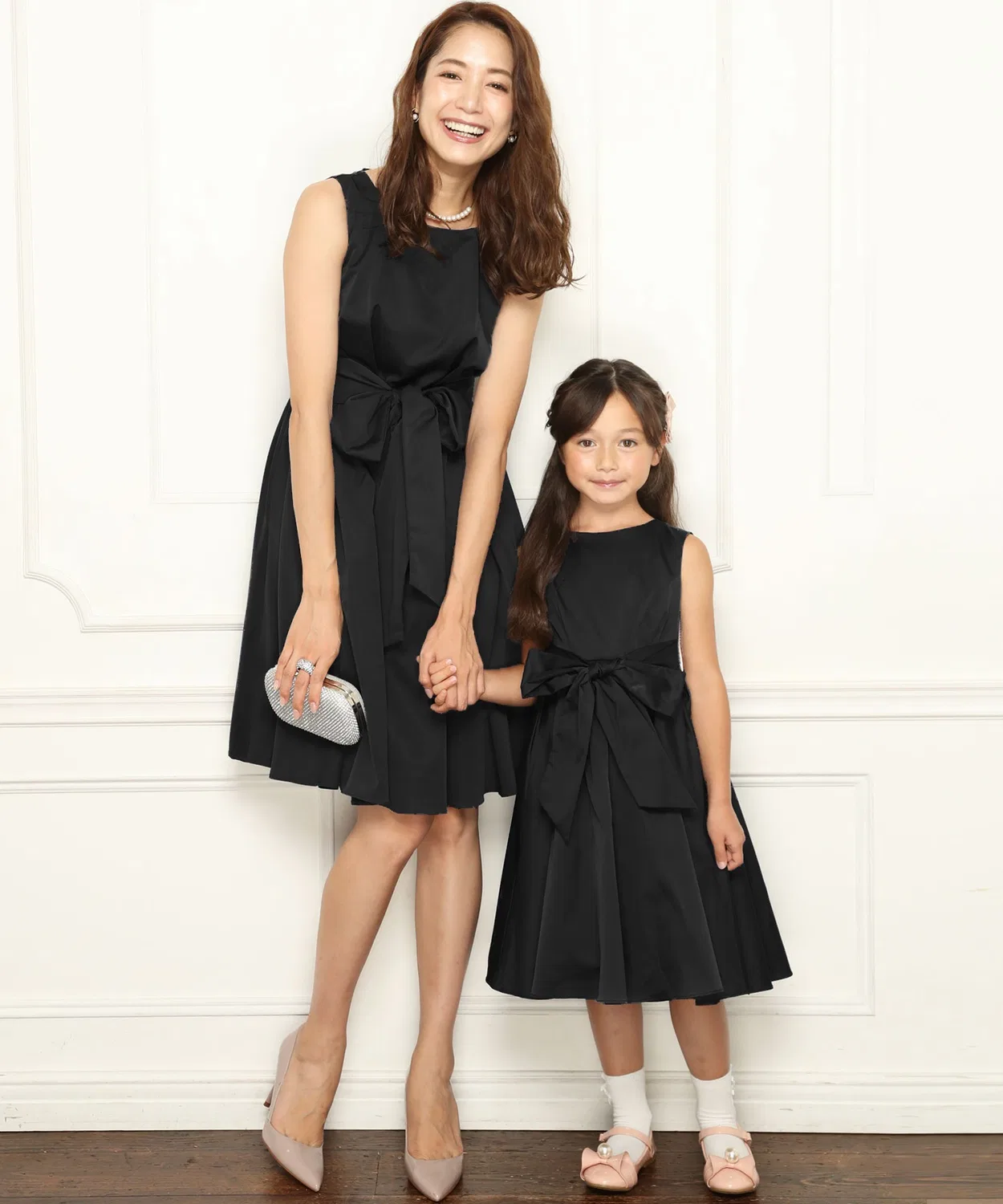 Детское платье с фларе из сатина, модель Satin Flare Dress DRESS LAB, Black