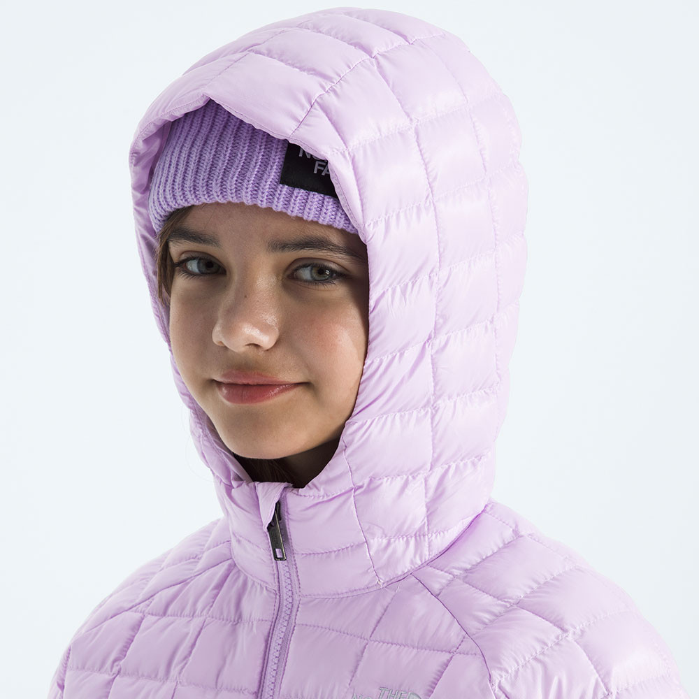 Детская утепленная куртка The North Face Thermoball с капюшоном, Lite Lilac — фото 4