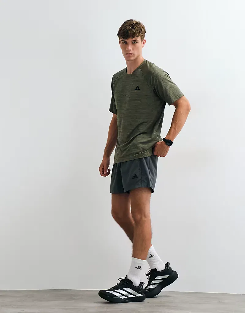 Футболка Adidas Training tech essentials хаки — фото 2