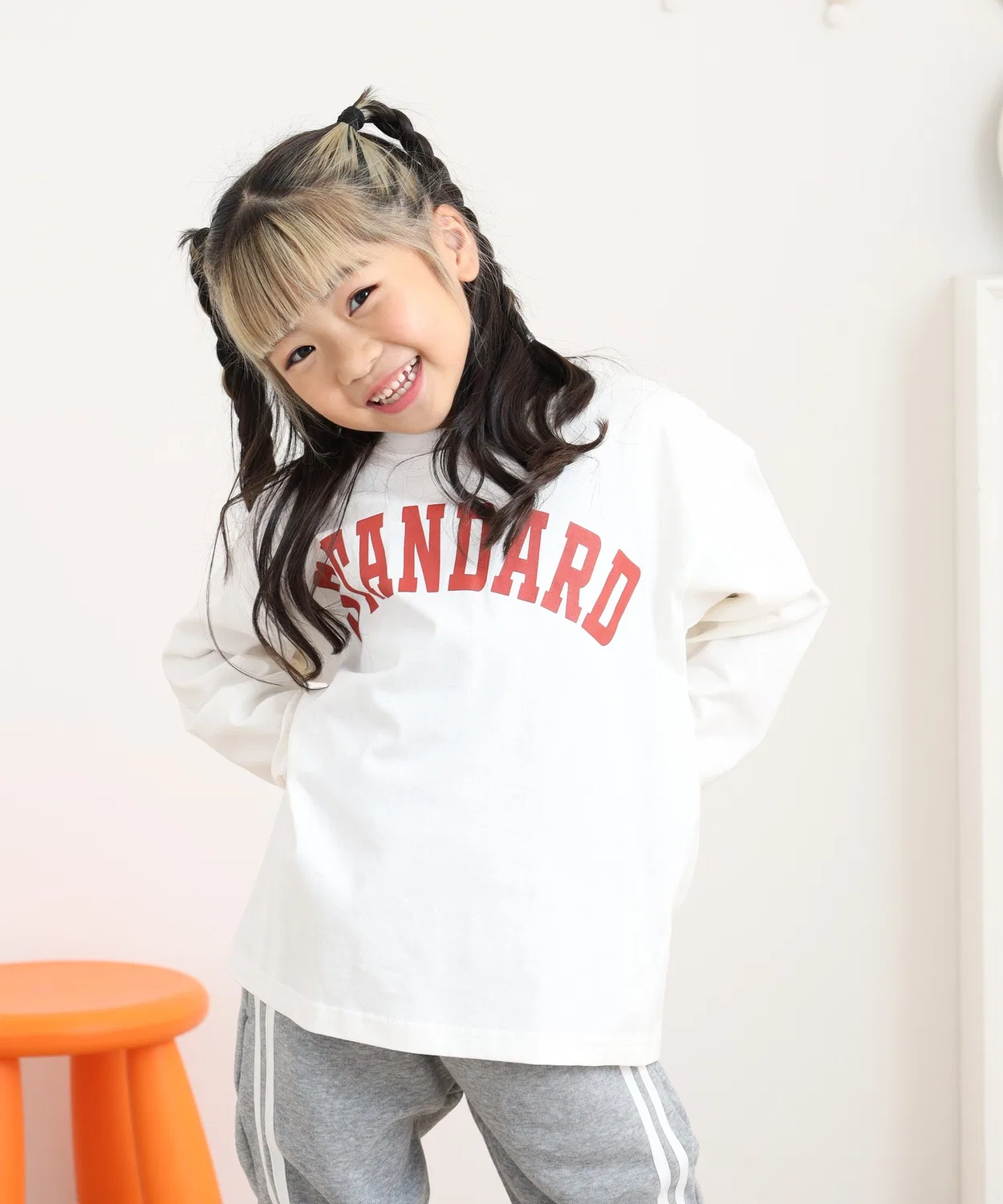 Детский лонгслив с принтом College Logo Oversized FUNALIVE, Off White