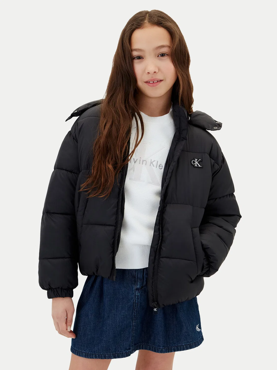 Зимняя куртка стандартного кроя для девочки Calvin Klein, черный