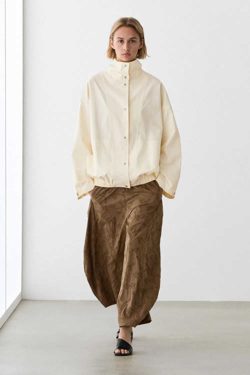 Куртка-бомбер Massimo Dutti, объемная куртка, кремовый