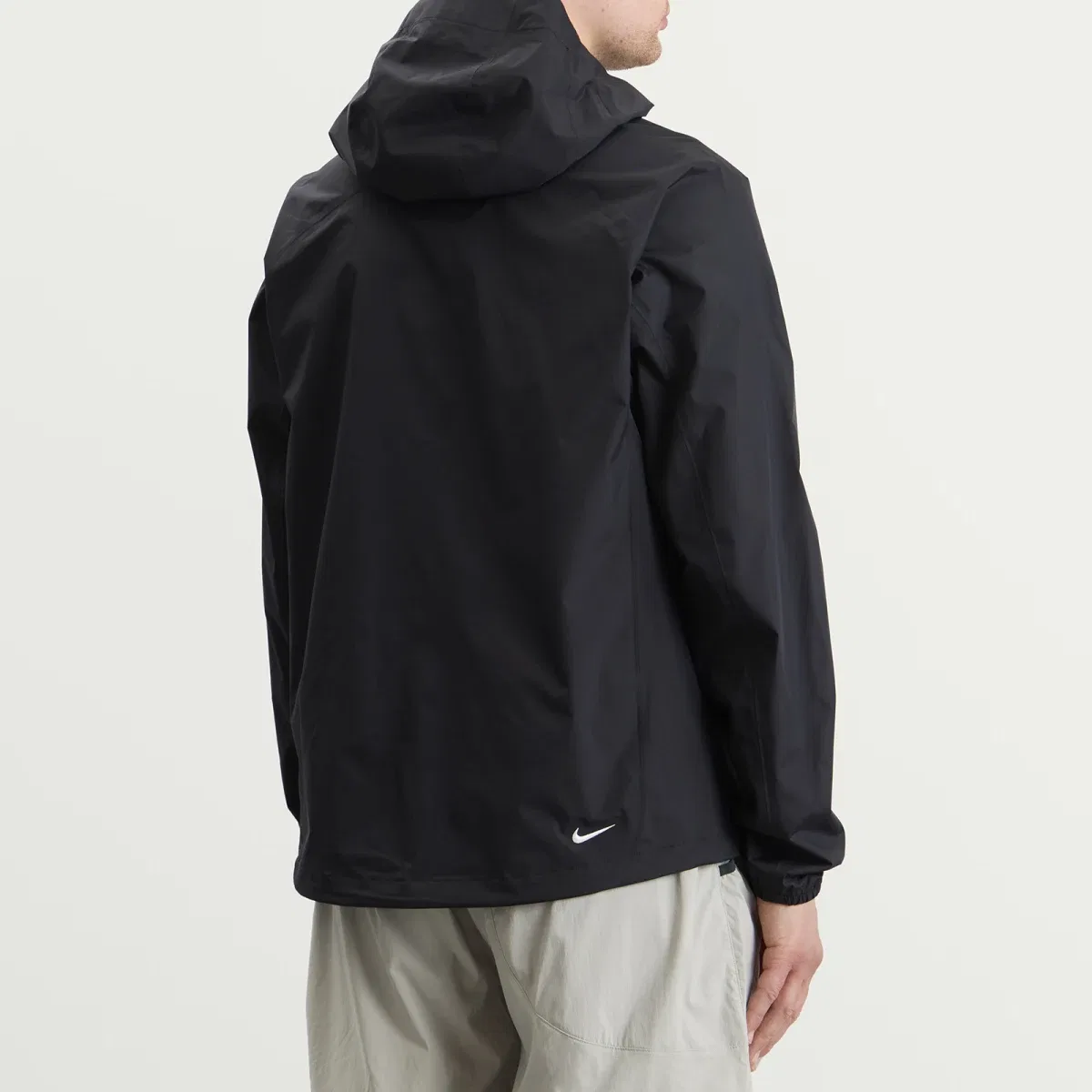 Куртка Nike ACG Phantazma, Black & Summit White — фото 3