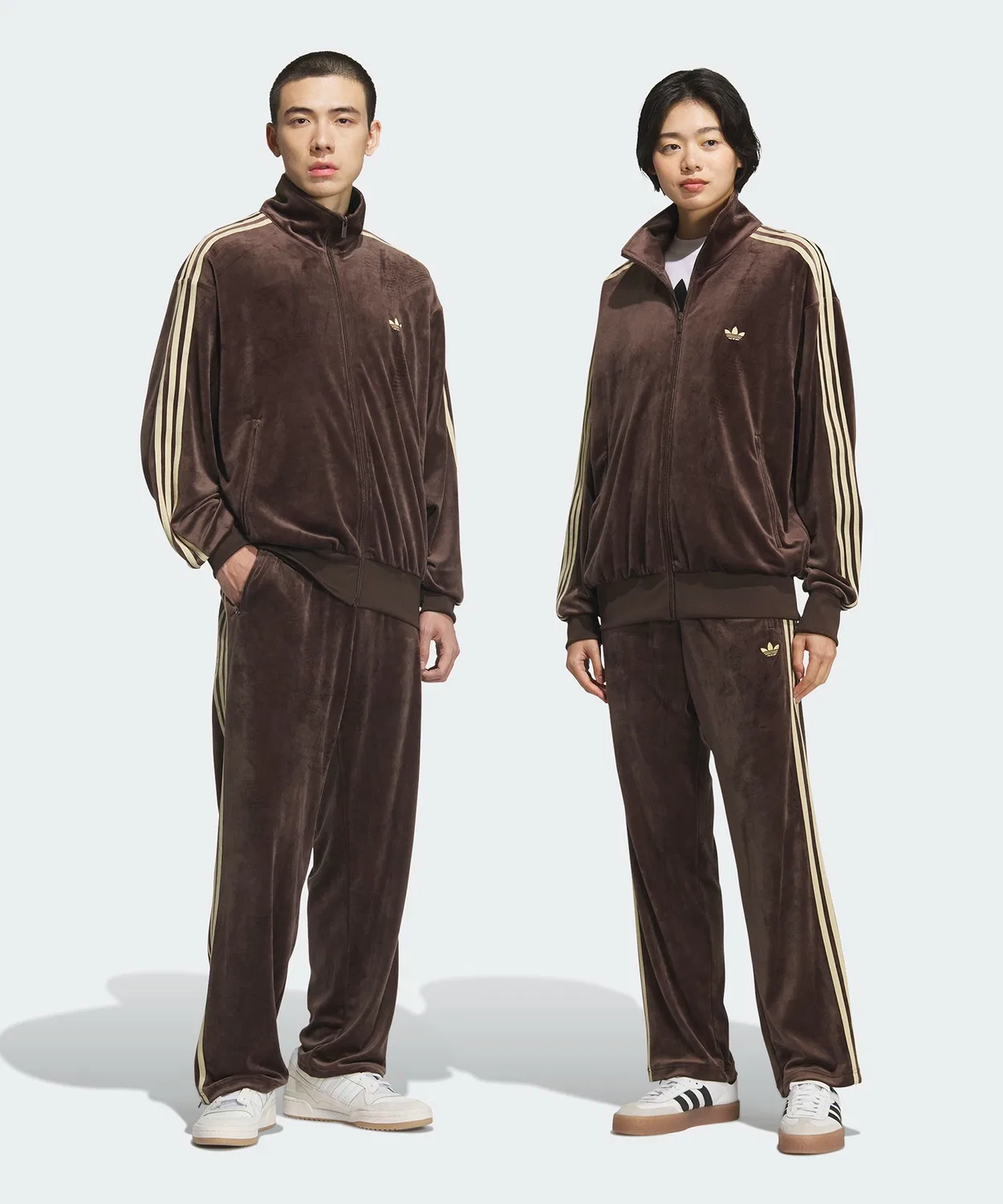 Мужские спортивные брюки из велюра Firebird Track Pants Adidas, Коричневый — фото 2